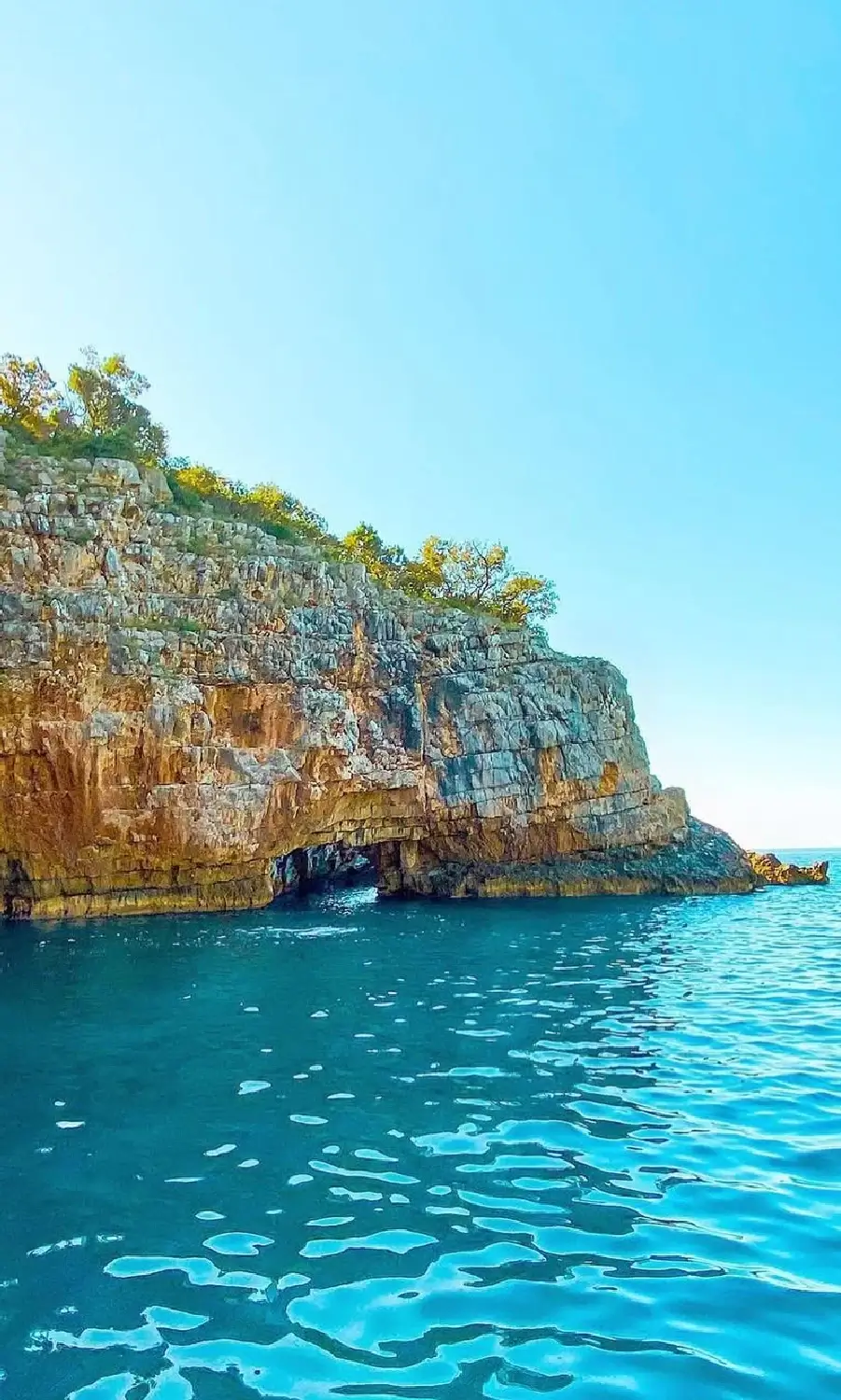 plava špilja